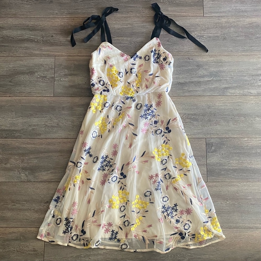 Donna Morgan Floral Embroidered Overlay Dress